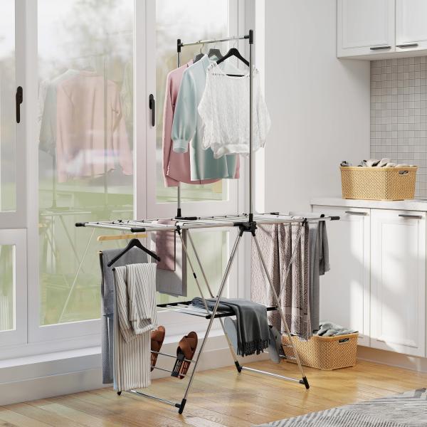 Estendal Vertical Dobrável com Laterais Ajustáveis em 5 Níveis 4 Suportes para Calçado 139x62,5x201 cm Prata
