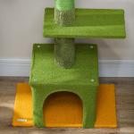 Arranhador para Gatos de Chão a Teto de 230 - 275 cm com Altura Ajustável Postes de Sisal e Bola de Brincar Verde