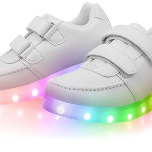 Sapatilhas DiscoSneakers c/ LEDs (Tamanho 25) - PartyFunLights