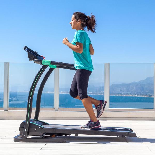 Passadeira Runfit Sprint (Preto/Verde) - CECOTEC
