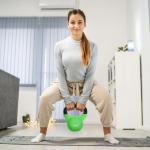 Kettlebell de 12 kg de Ferro Fundido Peso Russo com Revestimento de Neoprene para Treinamento de Força 18x11x20cm Verde