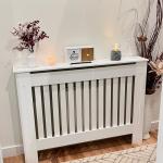 Cobertura Radiador Moderna de MDF com Prateleira Superior para Sala de Estar Dormitório Escritório 112x19x81cm Branco