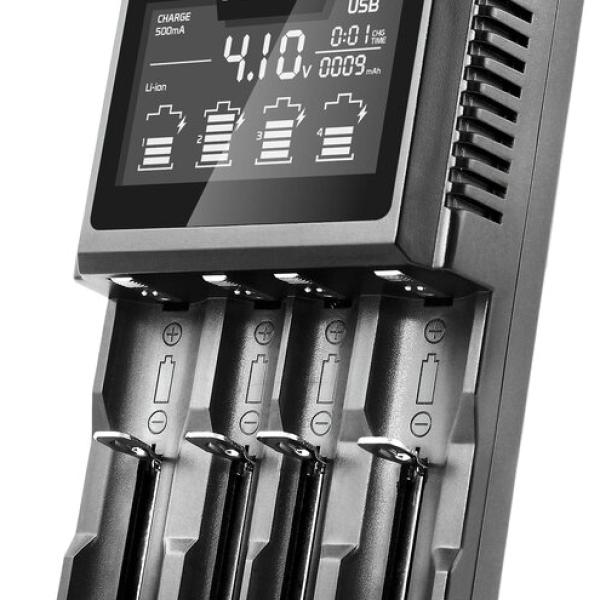 Carregador Profissional de Multi - Baterias NiMH/Li - ion/Li - FePO4 USB c/ LCD - everActive