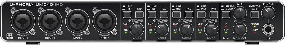 Interface de Áudio 4x4 USB c/ Pré - Amplificadores de Microfone Midas - BEHRINGER