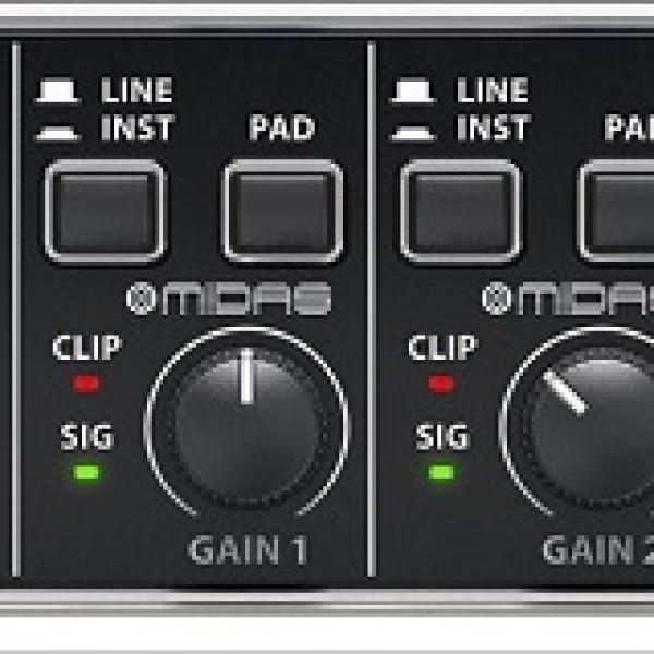 Interface de Áudio 4x4 USB c/ Pré - Amplificadores de Microfone Midas - BEHRINGER
