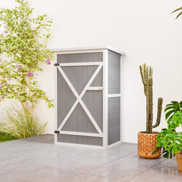 Armário de Jardim de Madeira 75x56x115cm para Ferramentas com 3 Prateleiras Interiores Porta com Trava e Teto Asfáltico Cinza
