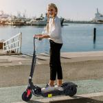 Trotinete Elétrico Dobrável para Crianças de 7 - 14 anos Suporta até 50kg com Altura Ajustável 75x36x82 - 93cm Preto