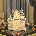 Calendário do Advento de Natal em Madeira Reutilizável com Luzes LED 24 Gavetas Cena de Aldeia 25x20x29 cm Natural