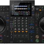 Controlador DJ All - In - One 4 Canais c/ Ecrã 10,1 (Preto) - ALPHATHETA