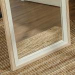 Espelho de Pé 37x157 cm Espelho de Corpo Inteiro com Estrutura de MDF e Suporte Branco e Madeira Clara