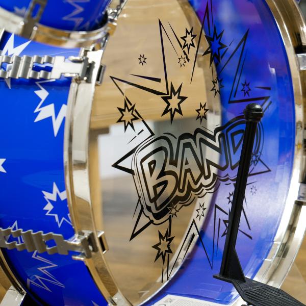 Bateria Infantil com Banco Bateria para Crianças acima de 3 Anos com Pedal e Baqueta Desenho de Estrelas 65x22x57 cm Azul