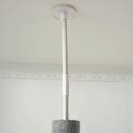 Árvore Arranhador para Gatos para Fixar ao Teto Altura Ajustável 229 - 235cm 260 - 266cm com Plataformas Caverna Postes de Sisal Bolas Penduradas 40x40x217 cm Cinza Claro
