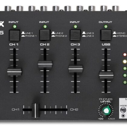 Mesa de Mistura 4 Canais USB/MP3/BLUETOOTH (STM3025) - VONYX