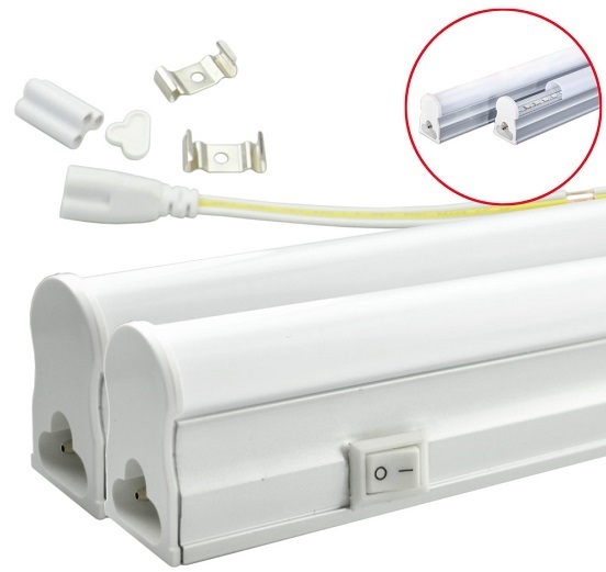 Armadura LED T5 24W 220V 4000K 2000Lm Opalina c/ Interruptor (1,50 mts)