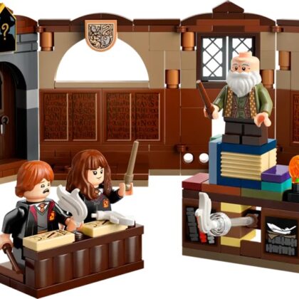 LEGO Harry Potter: O Castelo de Hogwarts Aula de Encantamentos - LEGO