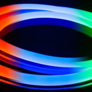 Fita LED NEON Flexivel 16mm RGB 220V 9,6W 850Lm (Metro)