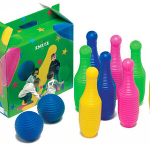 Bolo Amaya de Polietileno Altura 26 cm Inclui 8 Cones e 2 Bolas