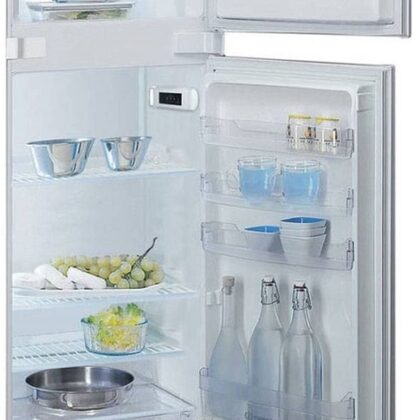 Frigorífico 2 Portas de Encastre T 16 A1 D/I 2 239L (Inox) - INDESIT