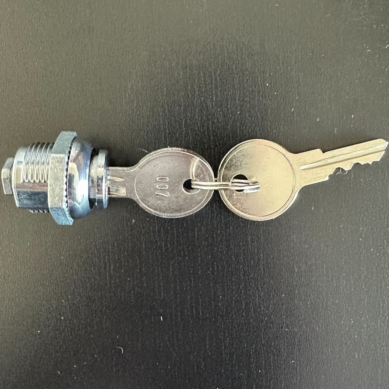 Fechadura canhao para gaveta Modelo ECD-410