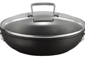 Caçarola Baixa de Alumínio c/ Tampa Vidro 3.6L 30cm (Preto) - LE CREUSET