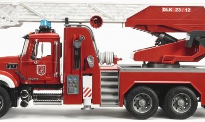 Carro Bombeiros Mack Granite - BRUDER