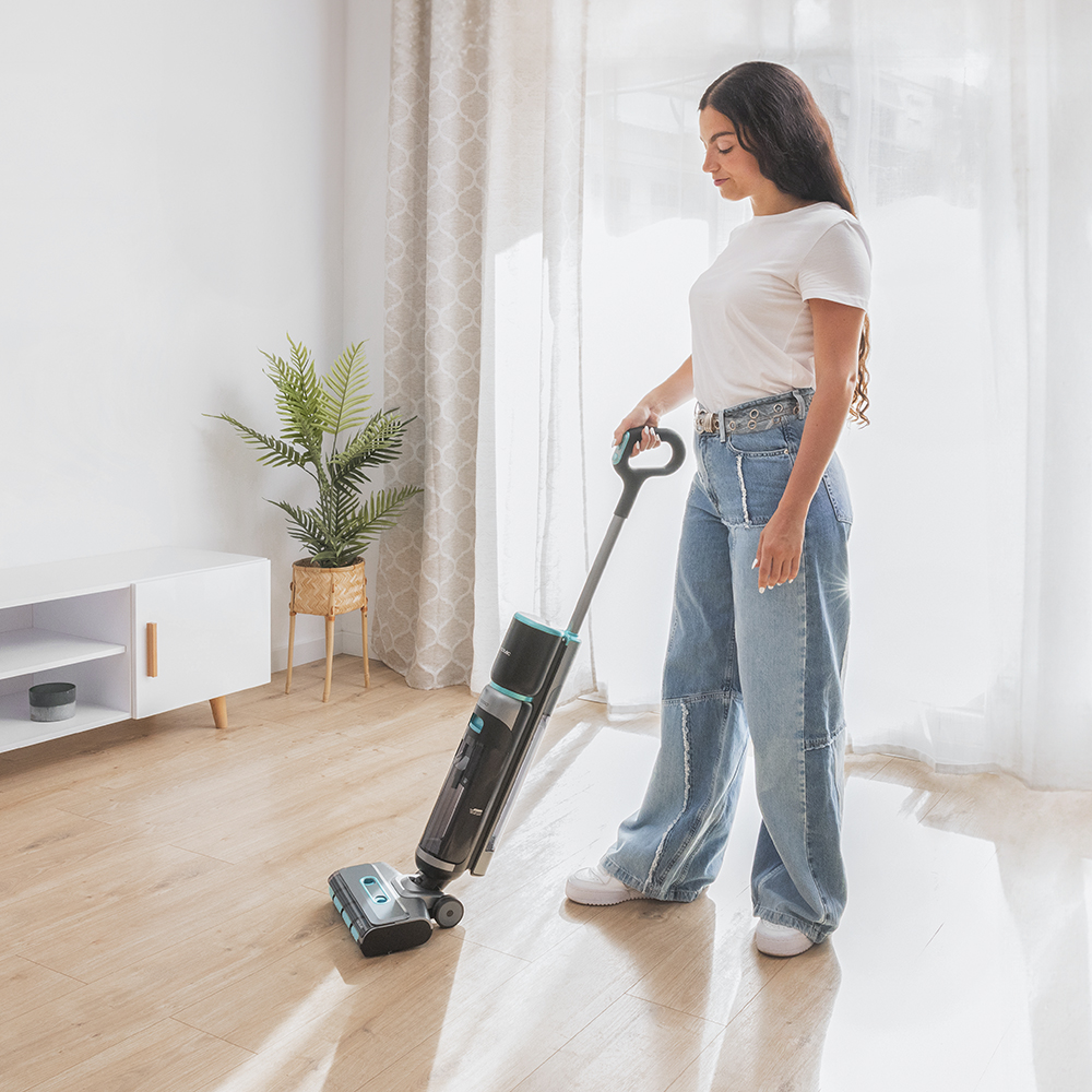 05863_FreeGo_Wash__Vacuum_HL_01