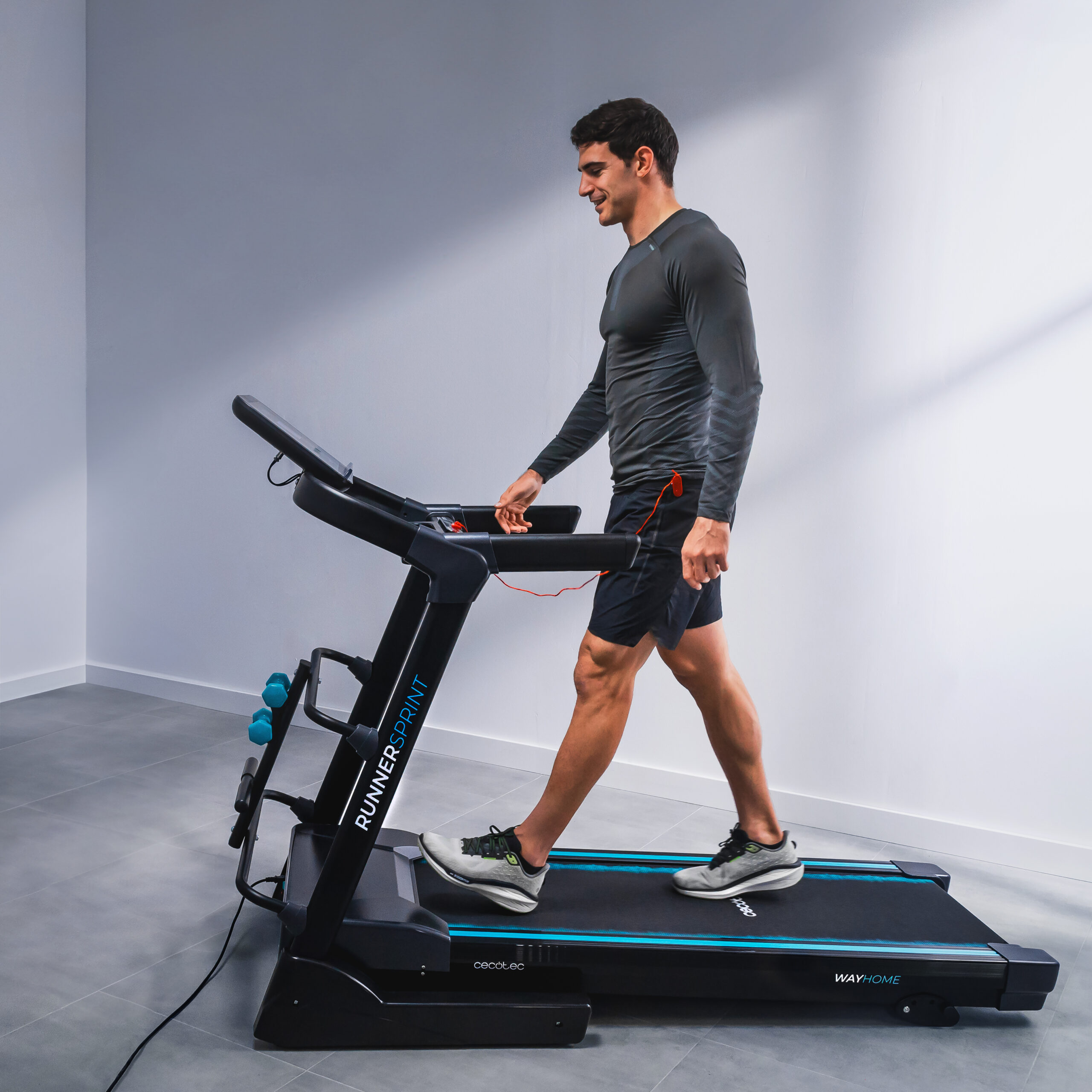 07186_DrumFit_WayHome_1800_Runner_Sprint_HL_01