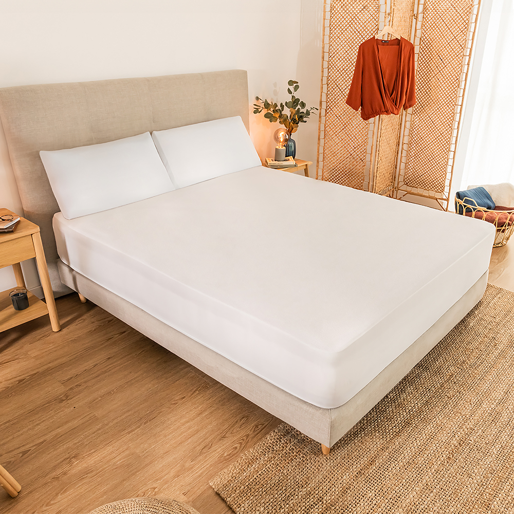 07266_Flow_ProtectMattress_1000_HL_01