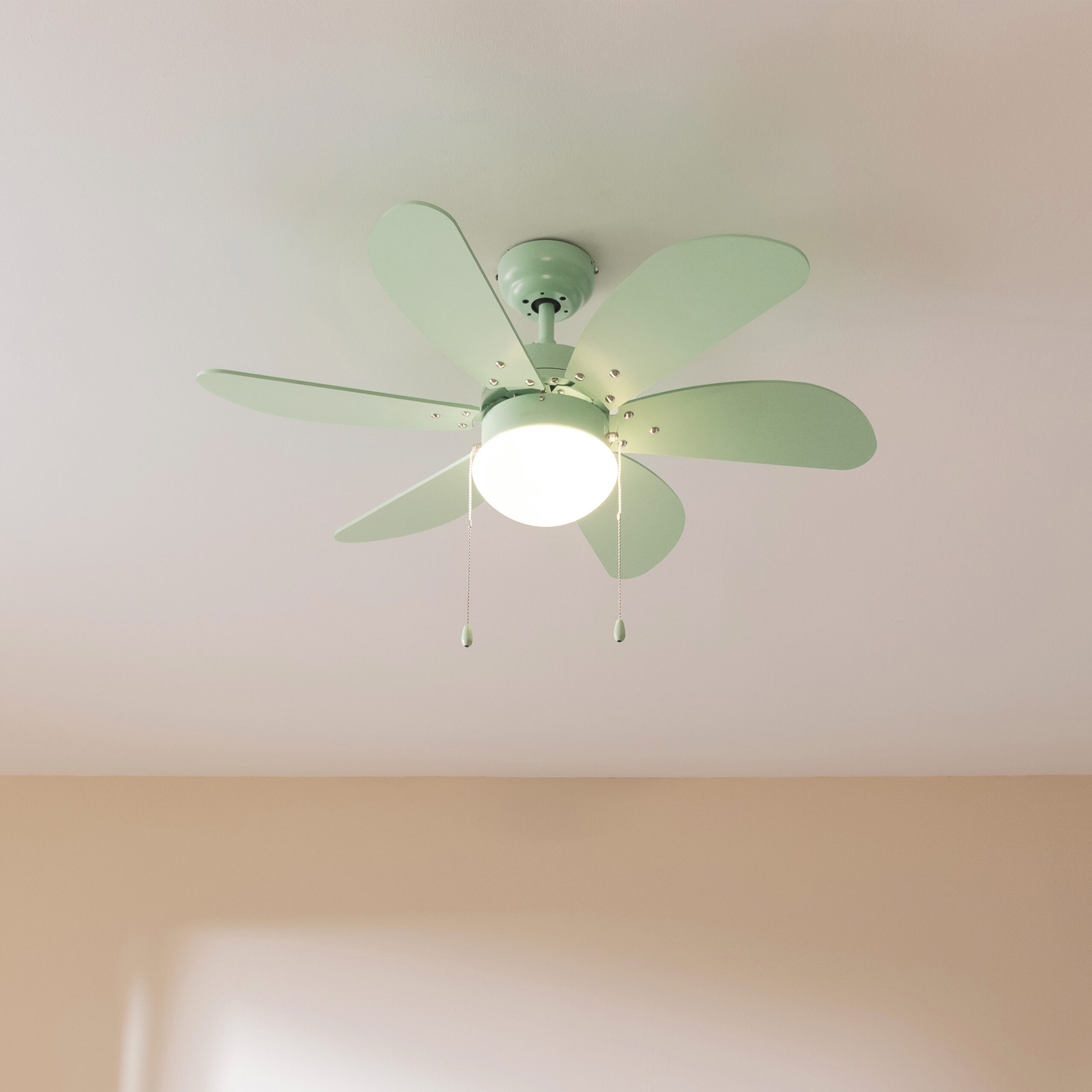 08451_EnergySilence_Aero_3600_Vision_Full_Green_HL_01