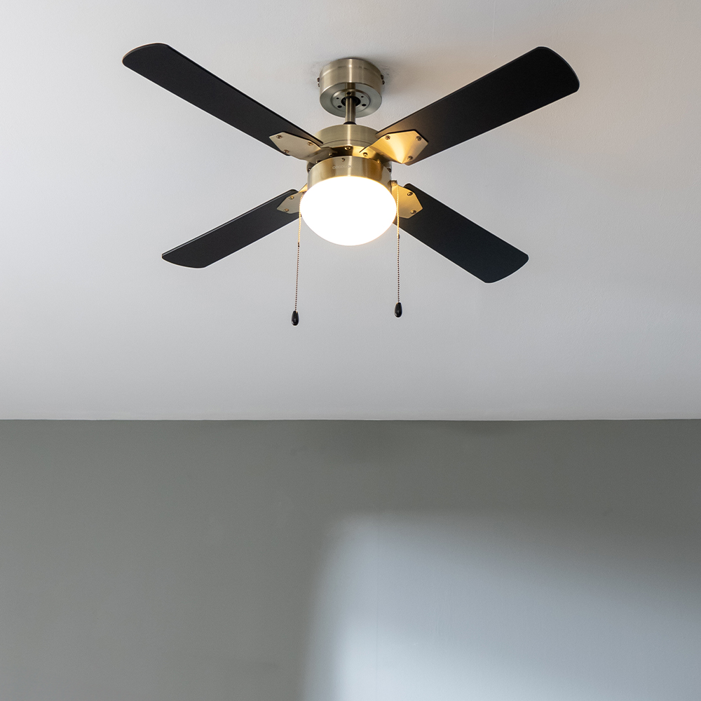 08463_EnergySilence_Aero_450_GoldBlack_HL_01