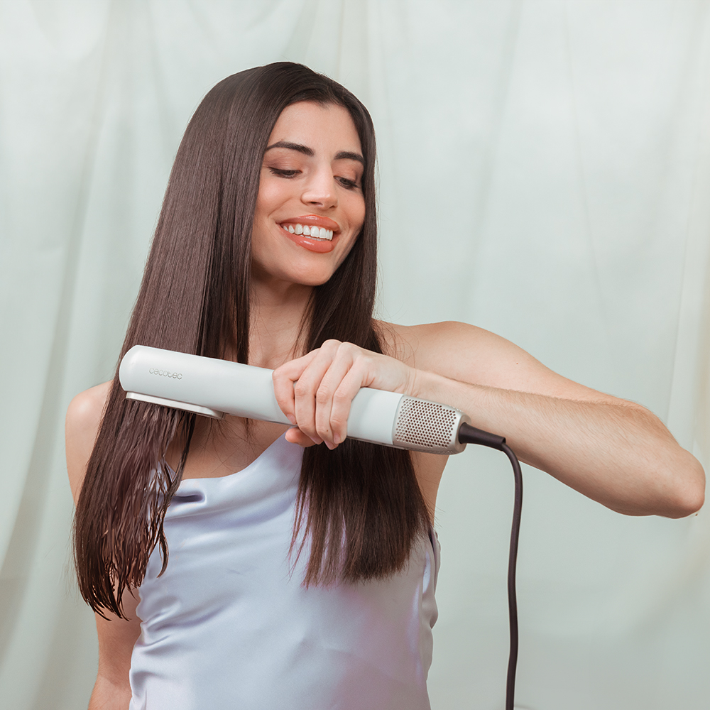 A01_EU01_100158_RitualCare_AirStraight_2in1_Black_HL_01